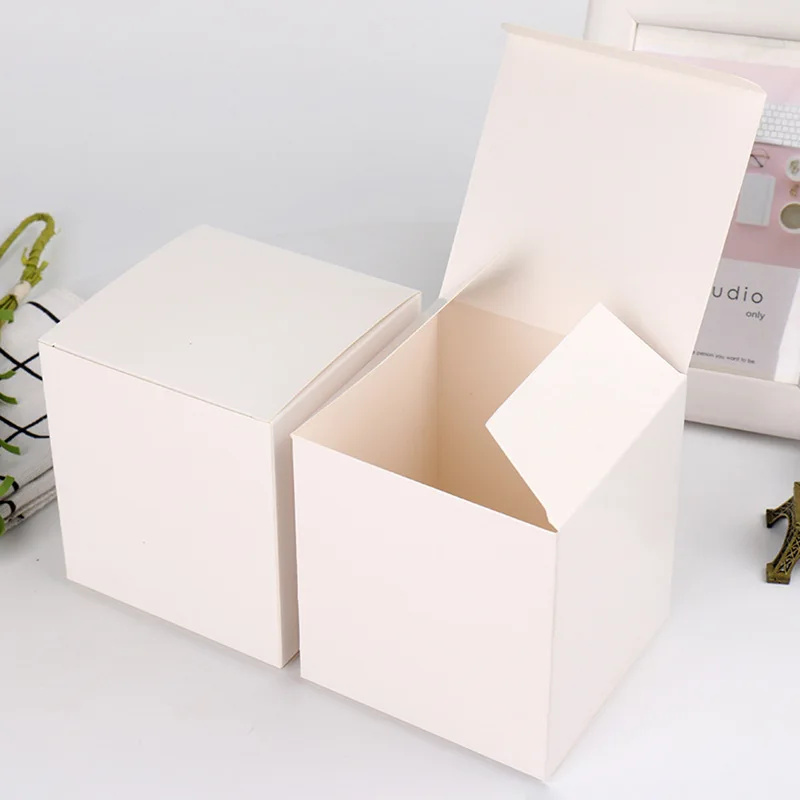 Event Party Box - 100 шт. 5x5x5/6x6x6/7x7x7/8x8x8 см пустая белая